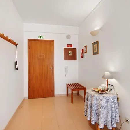 Casa Cera * Armacao de Pera