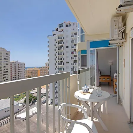 Casa Cera Armacao de Pera